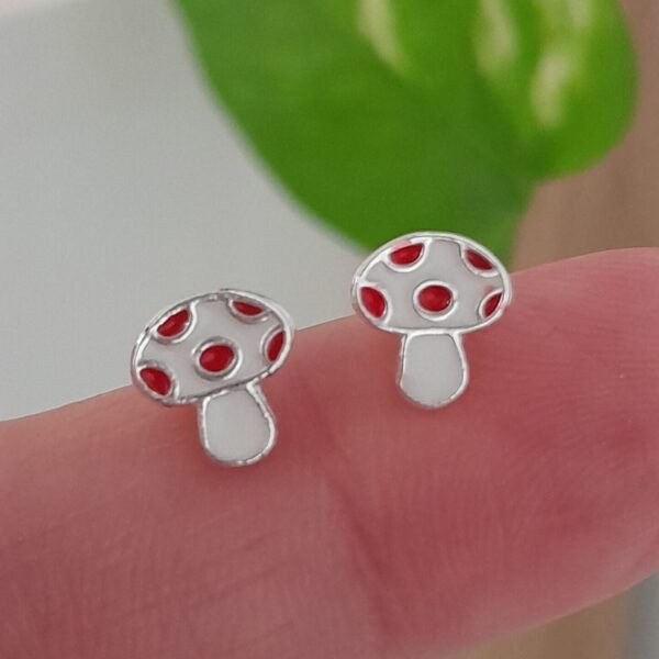 Aros Abridores Esmaltados hongo blanco mini – Plata 925