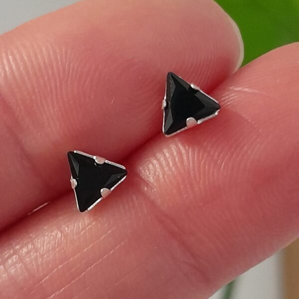 Aros Abridores Brillos triangulo negro – Plata 925