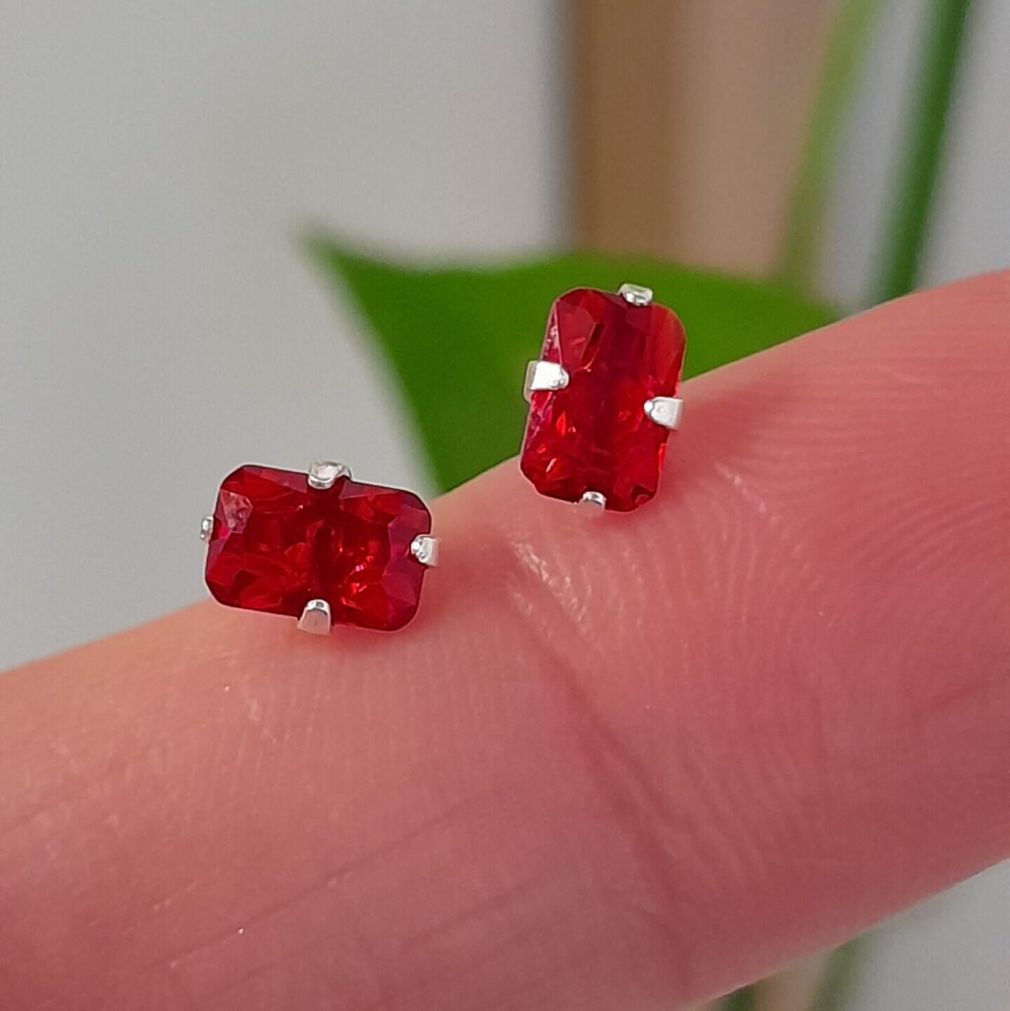 Aros Abridores Brillos rojo rectangular – Plata 925