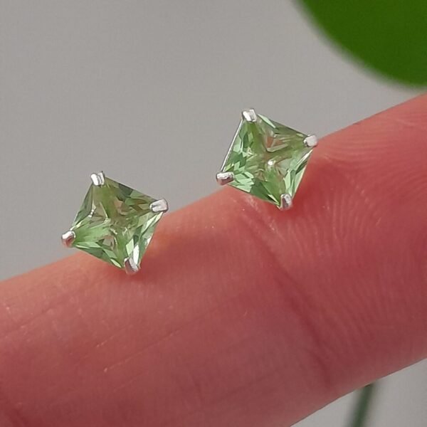 Aros Abridores Brillos Verde Cuadrado – Plata 925