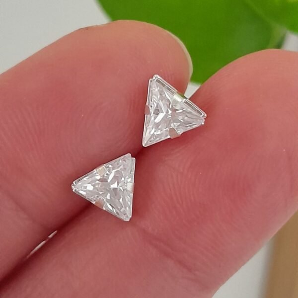 Aros Abridores Brillo triangulo pequeño cristal – Plata 925