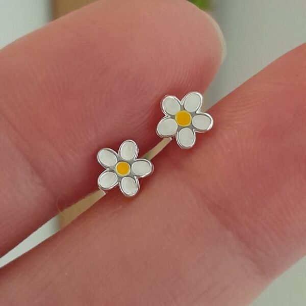 Aros Abridores Esmaltado Margaritas – Plata 925