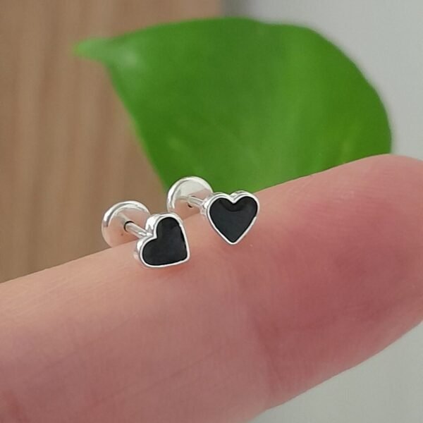 Aros Abridores Corazón Esmaltados Negros - Plata 925