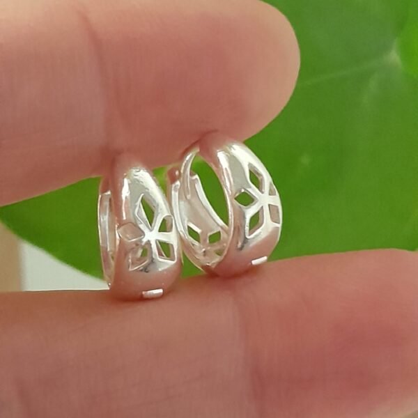 Aros Huggies mini flor calada - Laminados