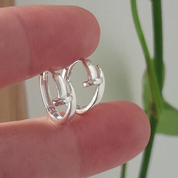 Aros Huggies mini diseño clavos - Laminados