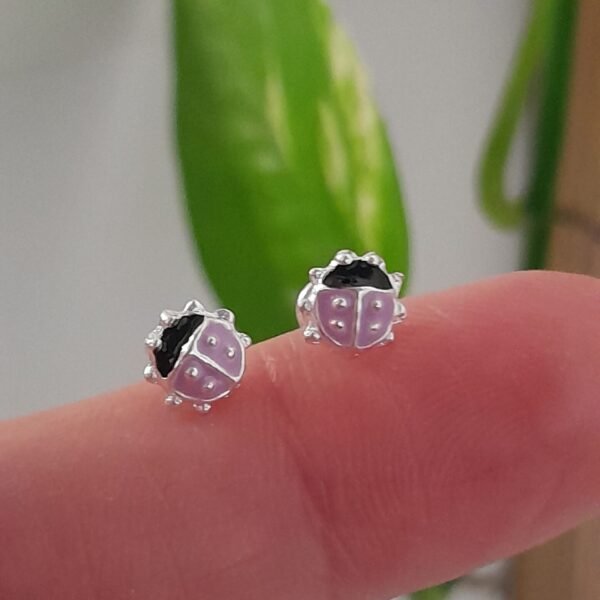 Aros Abridores vaquita san antonio mini esmaltado lila  – Plata 925