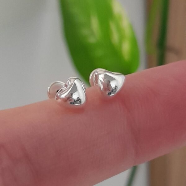Aros Abridores mini corazón relleno – Plata 925
