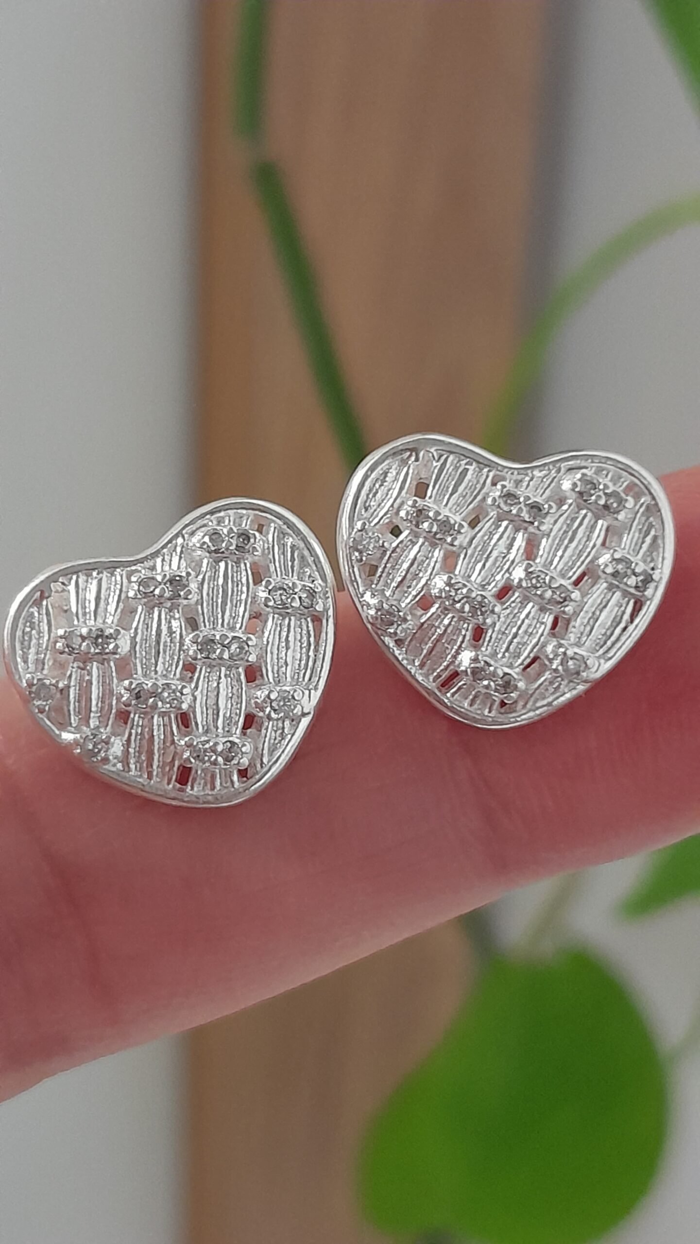 Aros pasantes corazón con textura– Laminados