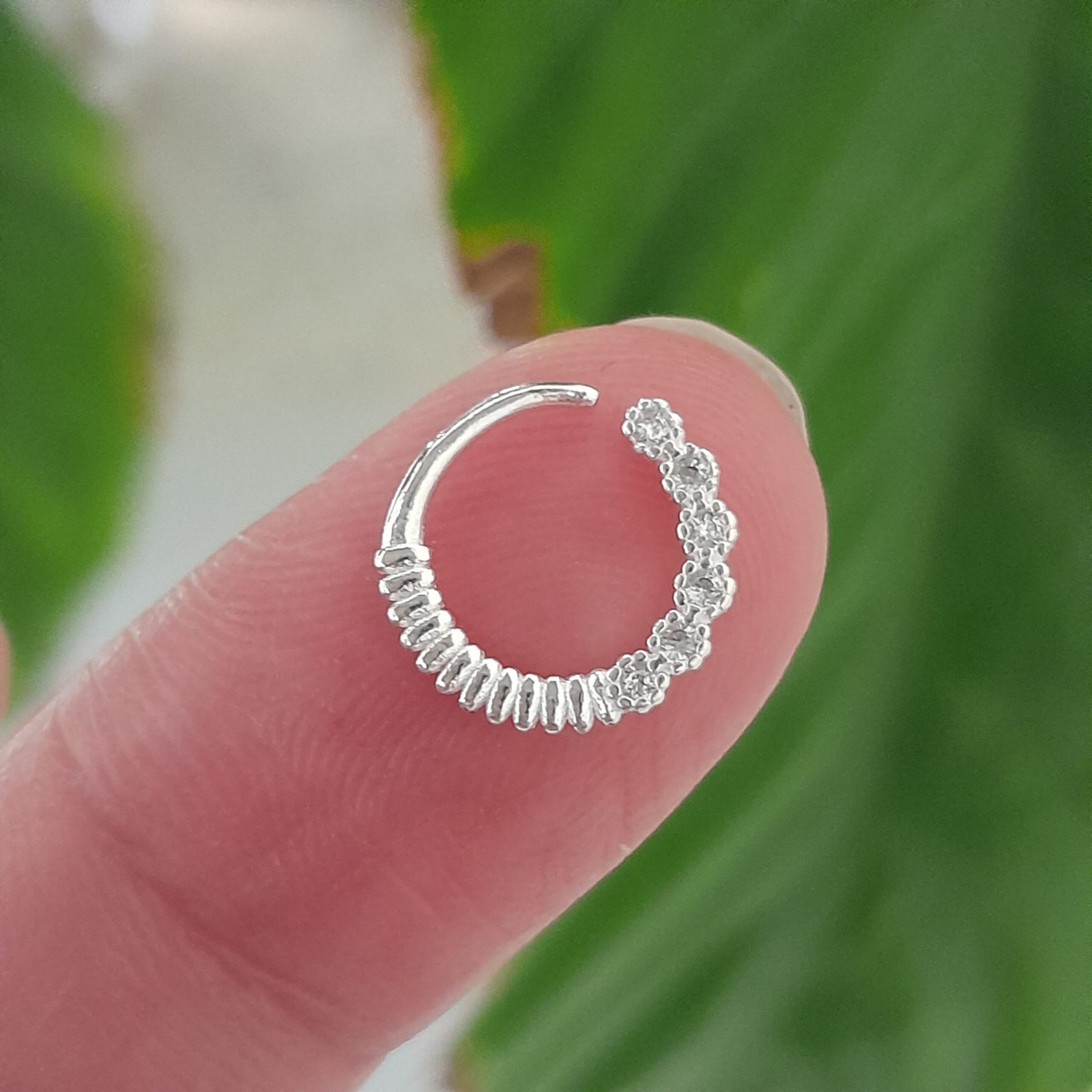 Aro mini liso con brillo cierre cuff - Laminados