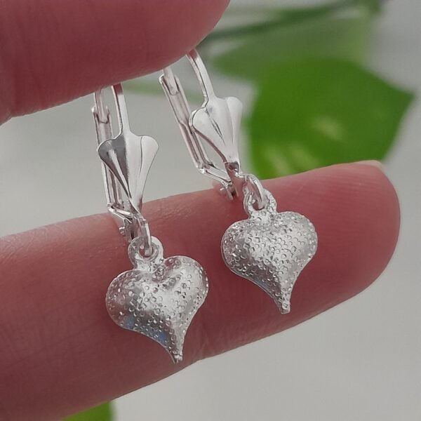 Aros mini corazones con textura – Laminados