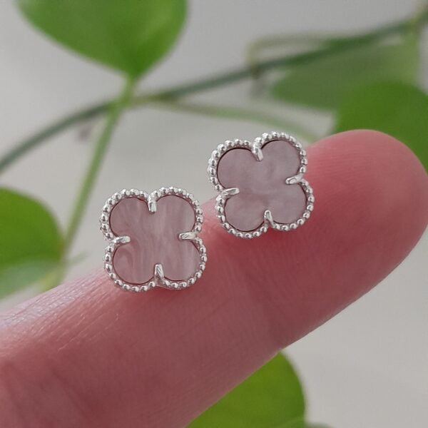 Aros mini trébol rosa – Laminados