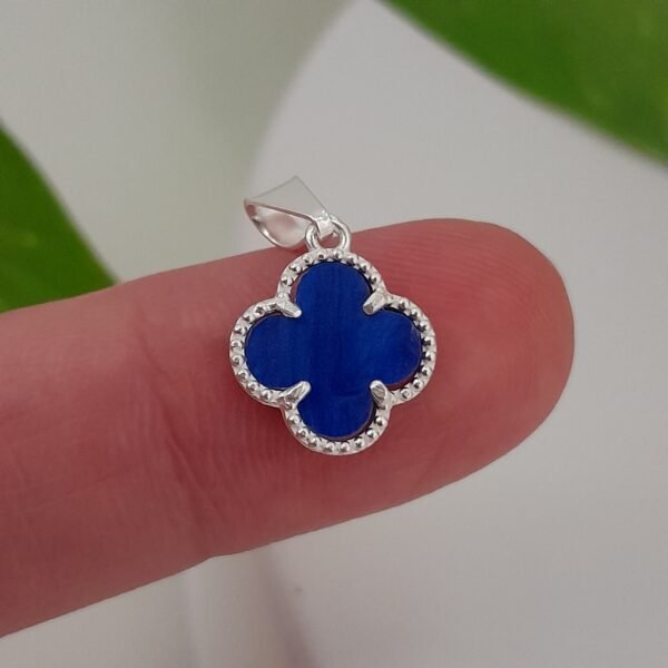 Dije mini trébol esmaltado azul - Laminados