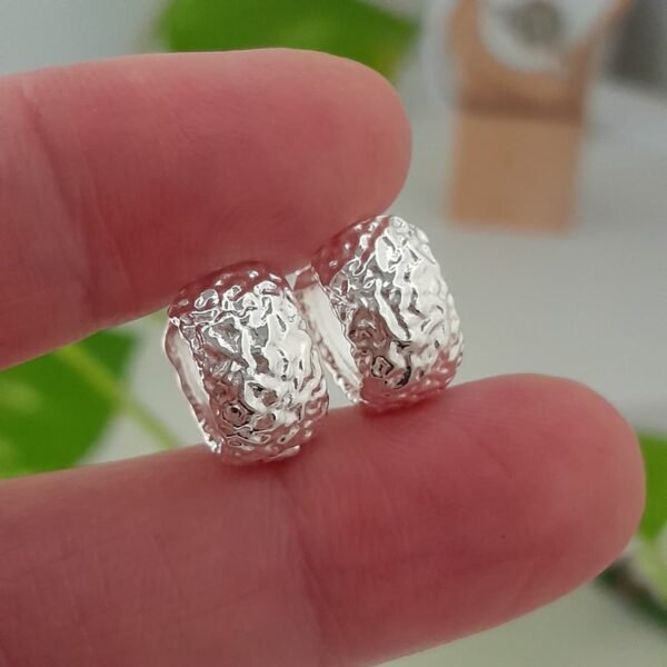 Aros mini huggies texturados anchos - Laminados