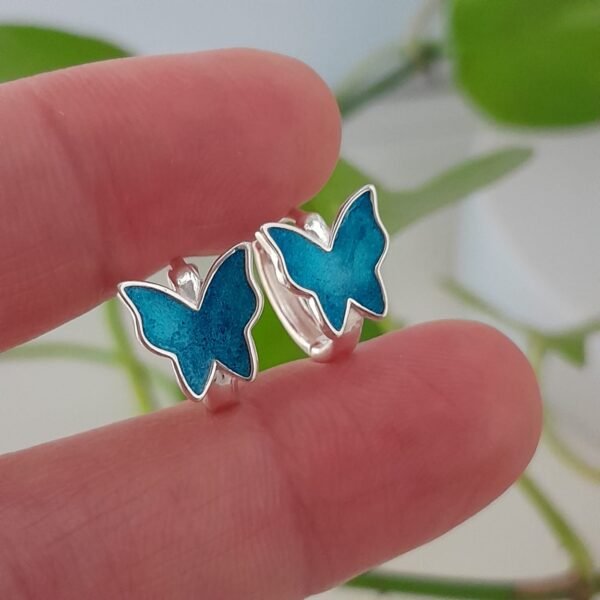 Aros argollas esmaltadas mariposa azul - Laminados