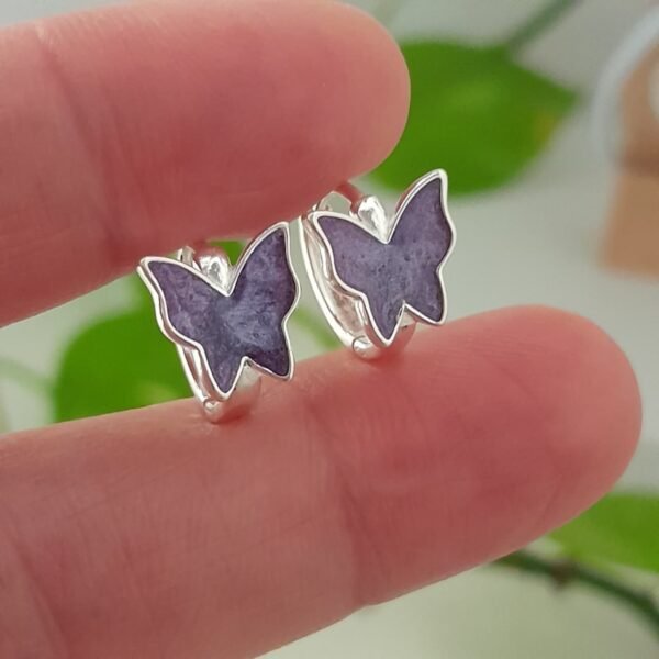 Aros argollas esmaltadas mariposa violeta – Laminados