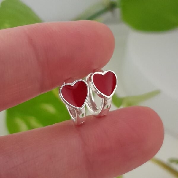 Aros argollas esmaltadas corazón rojo – Laminados