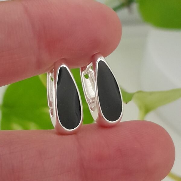 Aros argollas esmaltadas negro gotas – Laminados