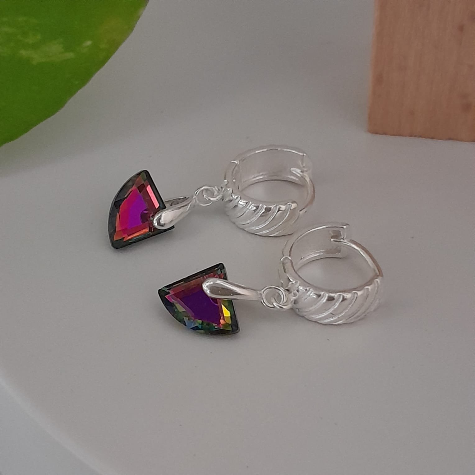 Aros colgante triangular cristal tornasolado - Laminados - Image 2