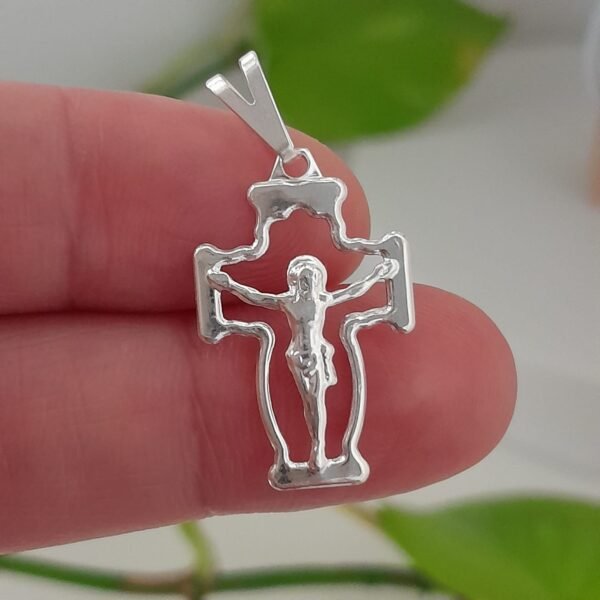Dije con cristo en relieve - Laminados