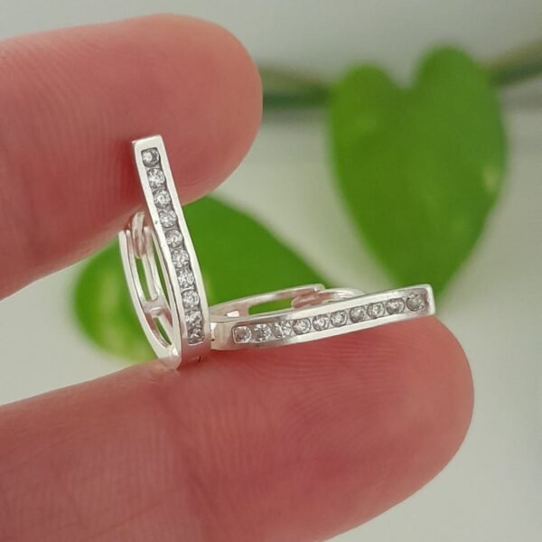 Aros huggies mini con brillo sin fin  – Laminados