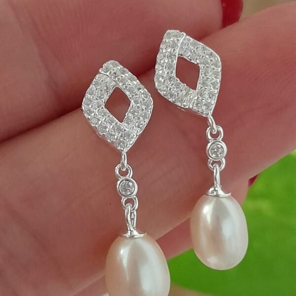 Aros pasante diseño colgante perla y rombo brillo - Plata 925