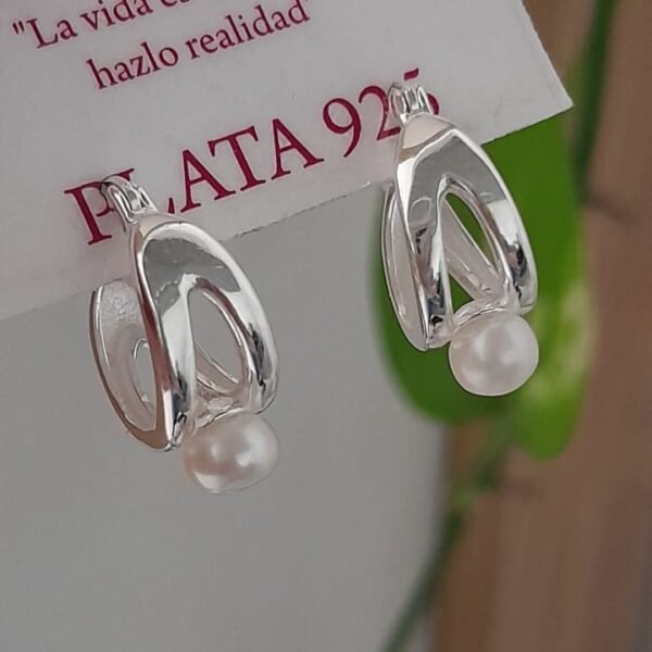 Aros cierre huggies con perla colgante - Plata 925