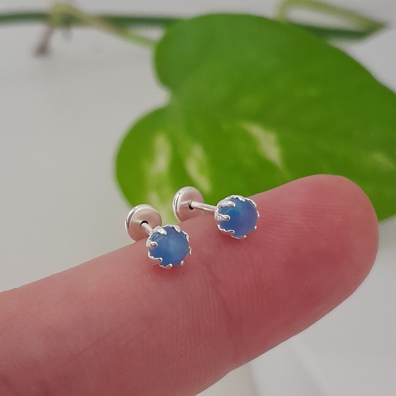 Aros abridores mini perlas celeste - Plata 925