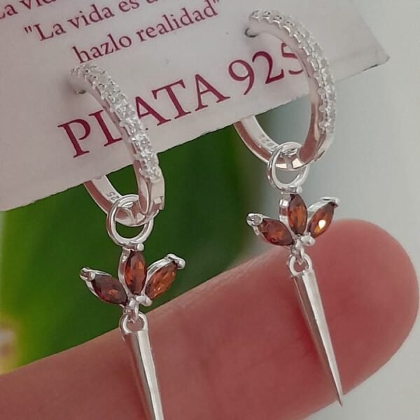 Aros huggies colgante con piedra marrón diseño pétalos - Plata 925