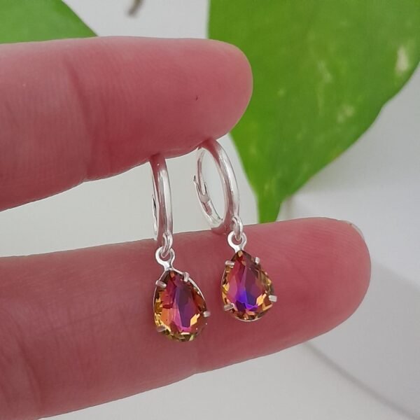 Aros argollas 10mm gota con cristal fucsia swarovsky - Laminados