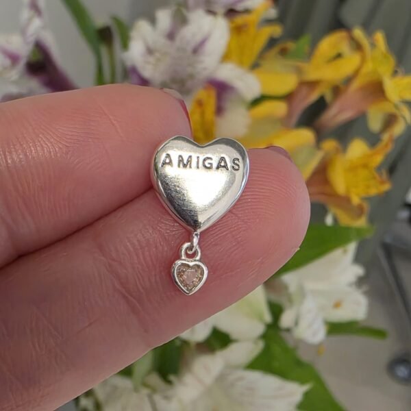 Dije italiano pasante "amigas"