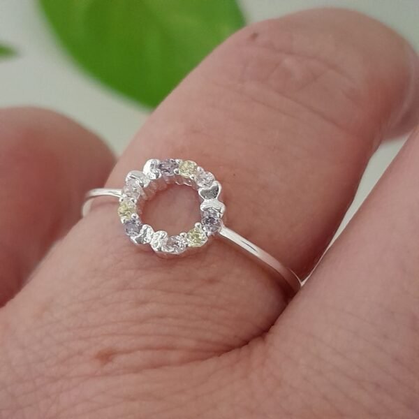 Círculo colores y mariposas-anillo italiano