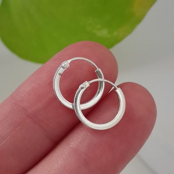 Cubanas rectas lisas cierre clásico-argolla italiana