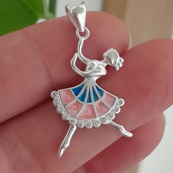 Bailarina esmaltada rosa y celeste-dije italiano