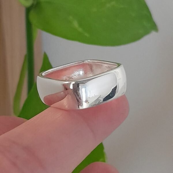 Forma cuadrada lisa-anillo italiano
