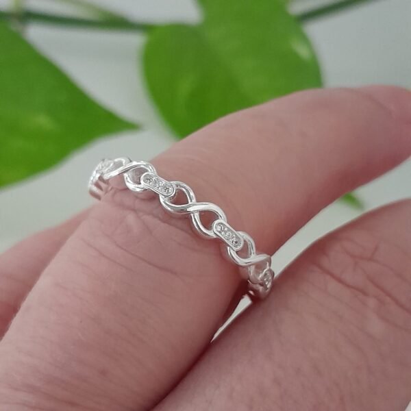 Infinito y brillo-anillo italiano