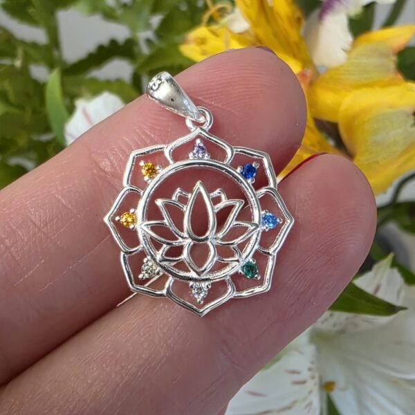 Dije italiano mandala,flor de loto y chacras