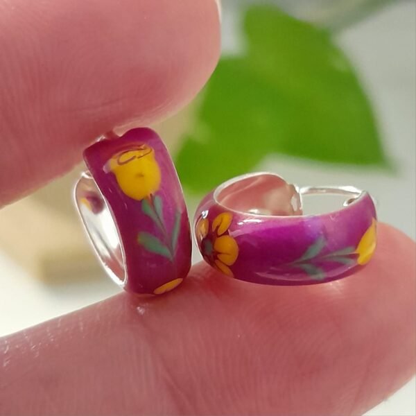 Tulipán esmaltado fucsia cierre clásico-argolla italiana