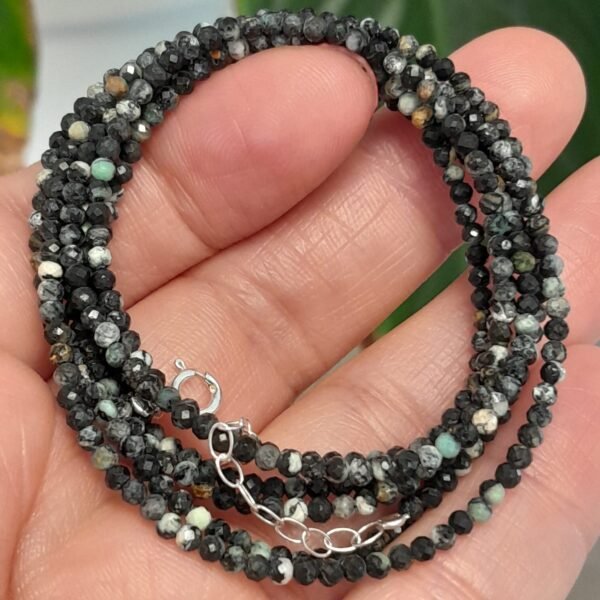 Chilenita (un metro) italiana con piedra natural negra