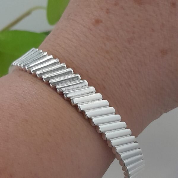 Pulsera laminada esclava con brillo