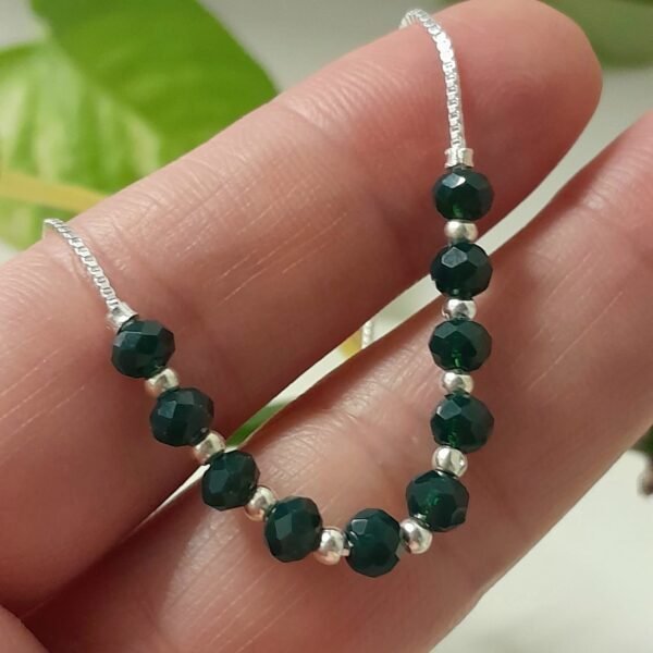 Cadena laminada con cristal de roca verde oscuro
