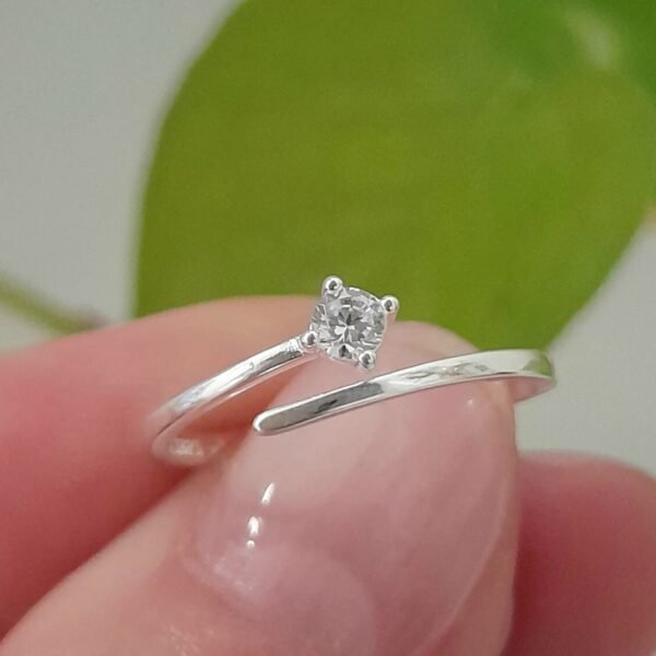 Anillo italiano cubic blanco ajustable