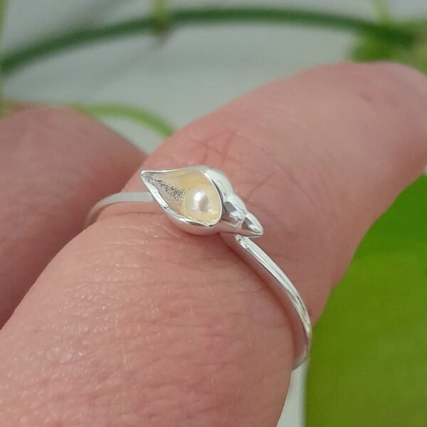 Anillo italiano caracola y perla