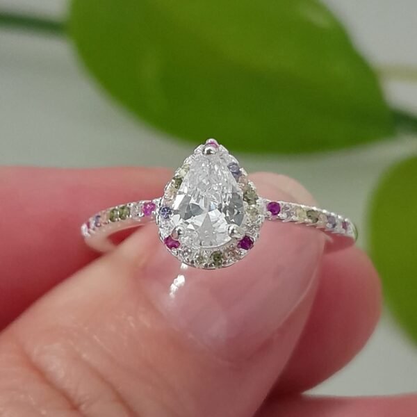 Anillo italiano gota con cubic de colores