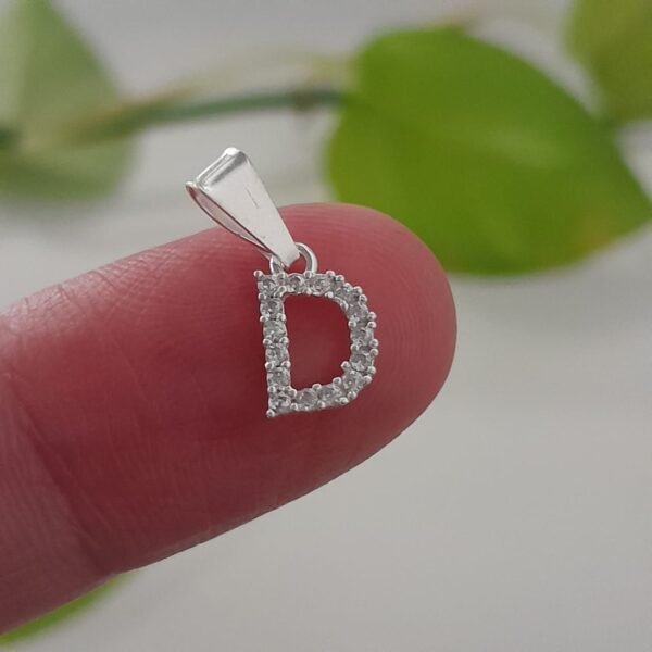 Inicial D laminada con brillo