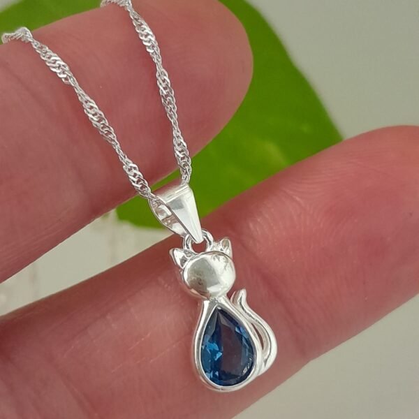 Conjunto italiano gato de cubic azul