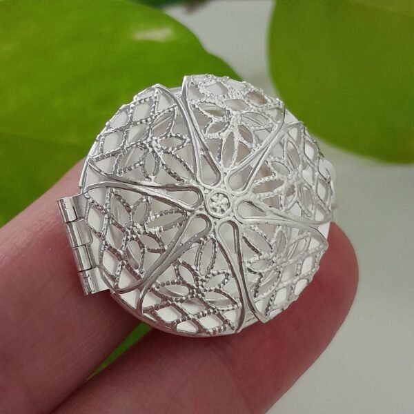 Dije relicario laminado