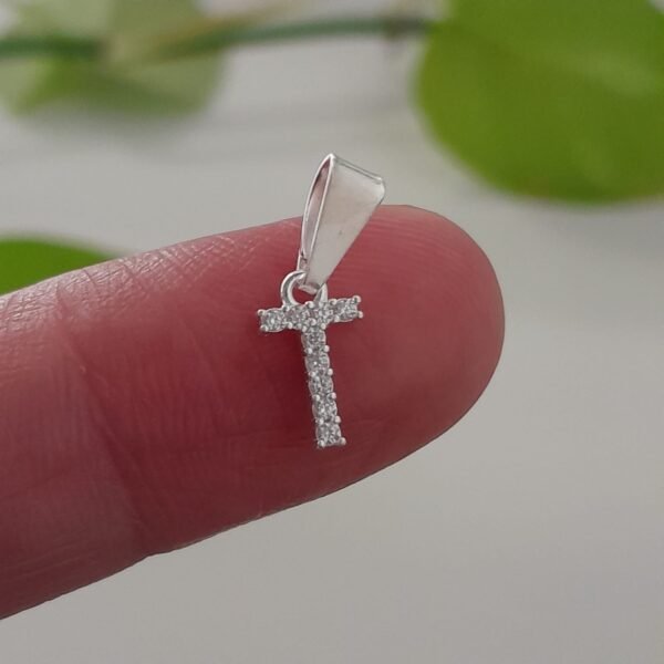 Inicial T laminada con brillo