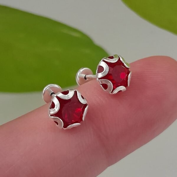 Abridor cubic rojo engarzado