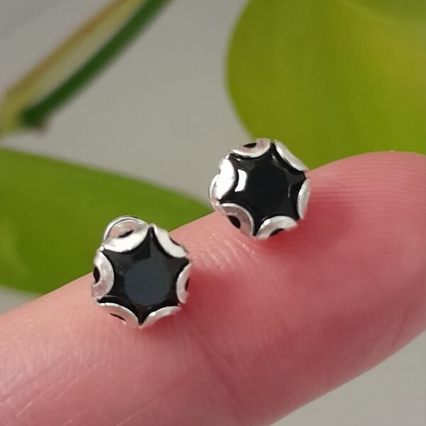 Abridor cubic negro engarzado