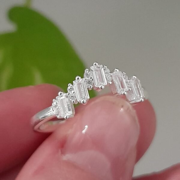 Anillo italiano cubic blanco